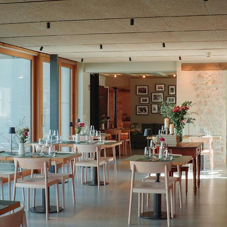 Sternen Bohlingen Aparthotel Екстериор снимка