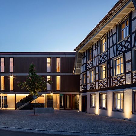 Sternen Bohlingen Aparthotel Екстериор снимка