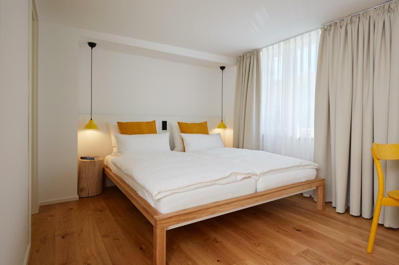 Sternen Bohlingen Aparthotel Стая снимка