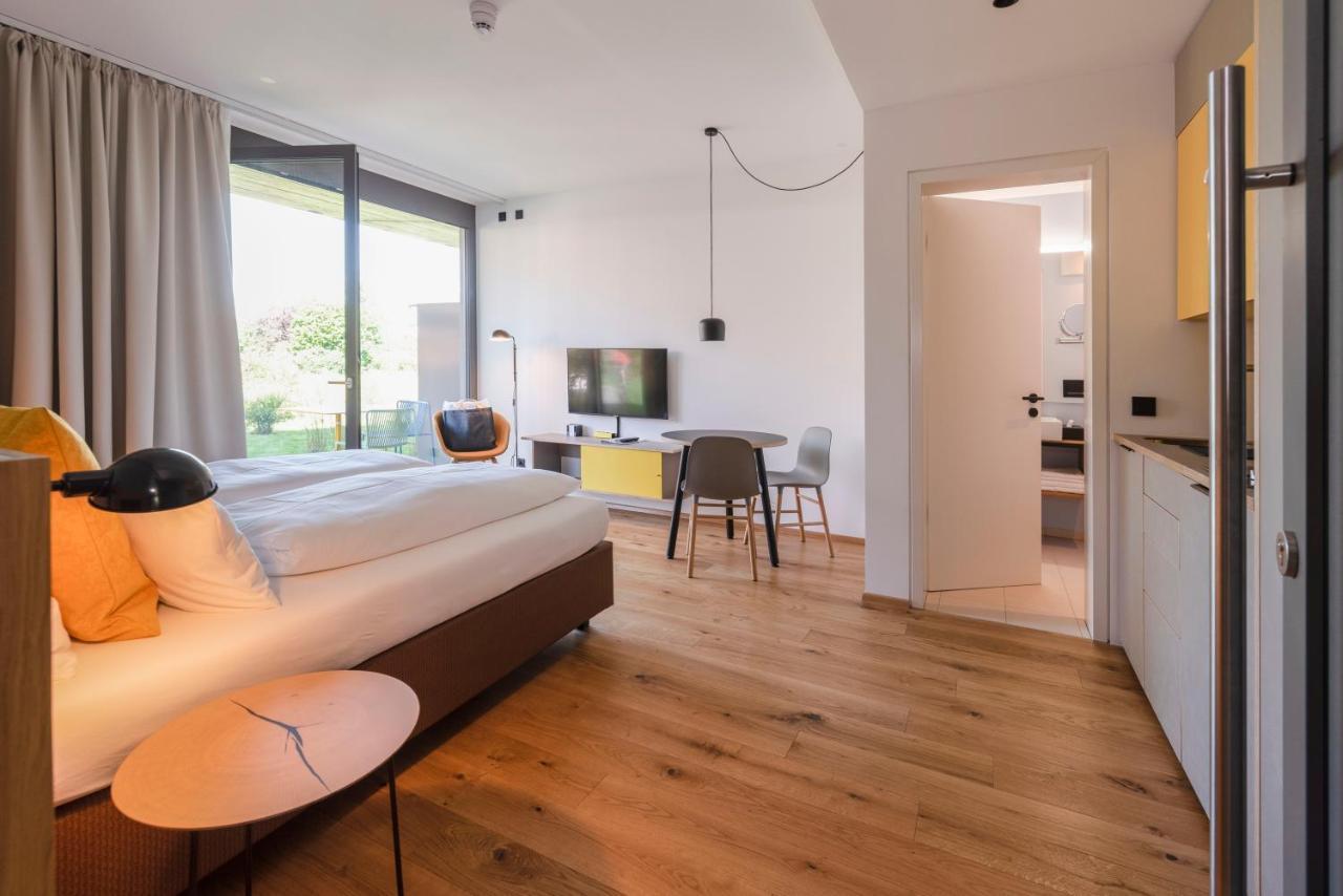 Sternen Bohlingen Aparthotel Стая снимка