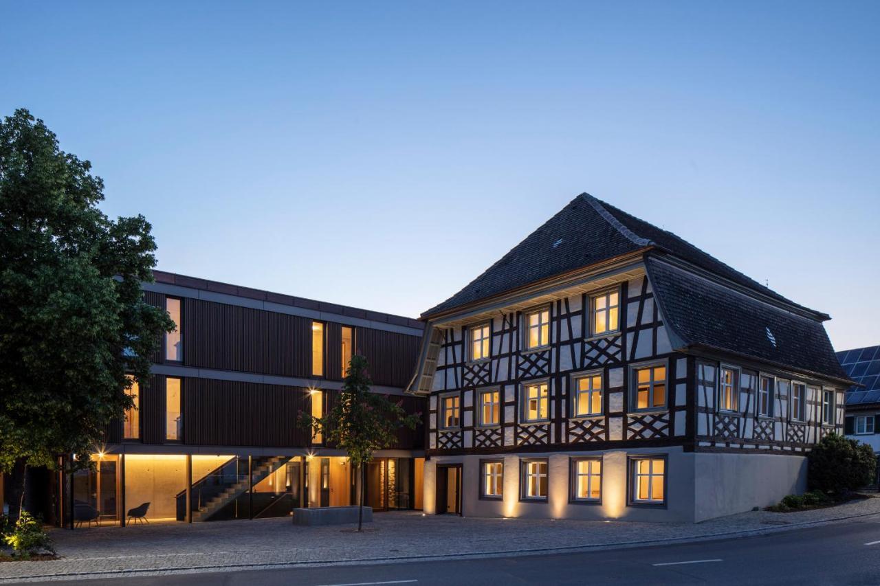 Sternen Bohlingen Aparthotel Екстериор снимка